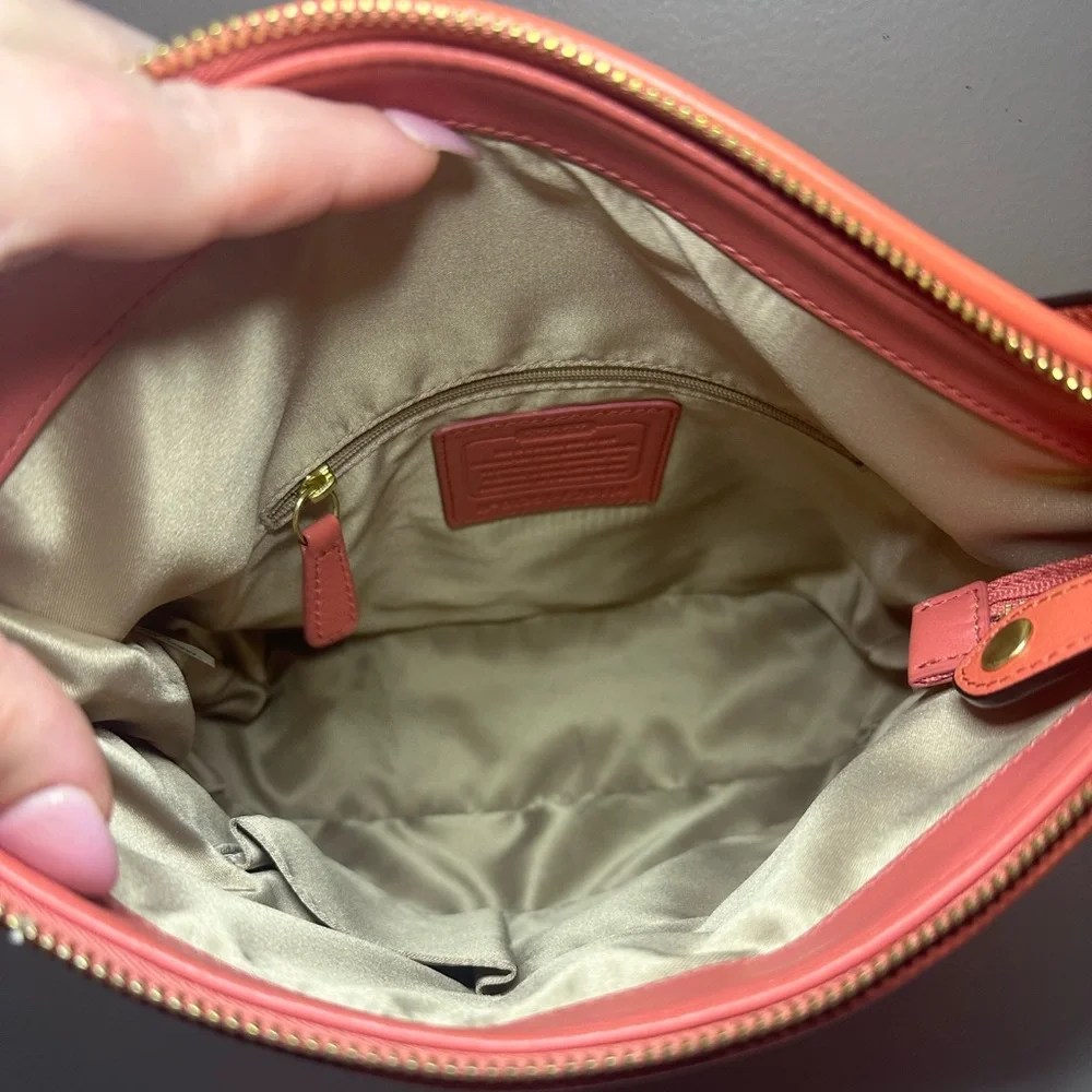 Coach Ashley Coral Leather Pleated  Convertible Hobo Bag - EUC